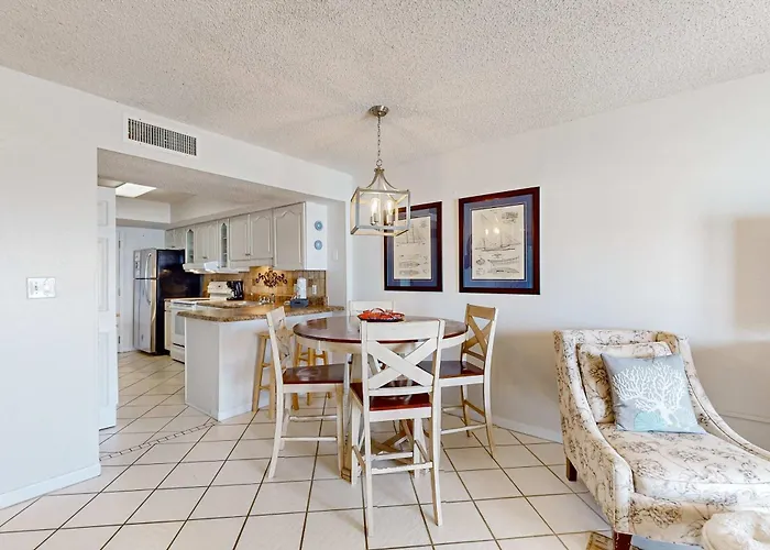 Beachfront W 7th-floor Views Pools W&d Wifi Private Balcony *