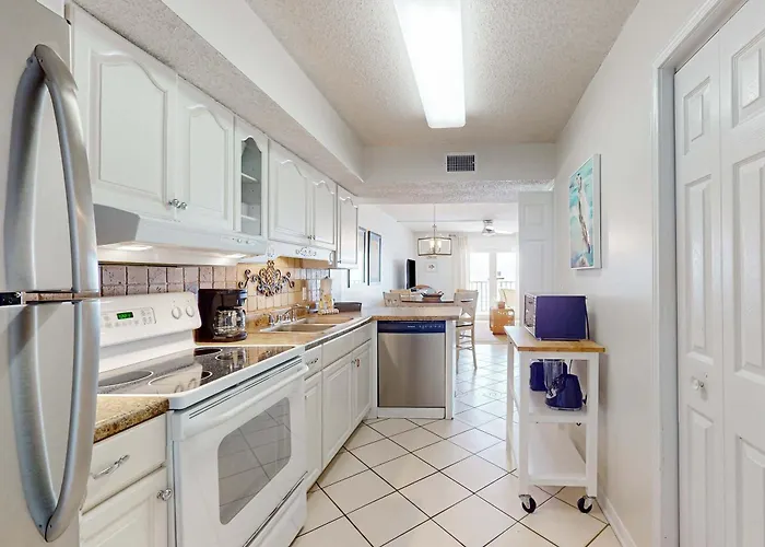 Beachfront W 7th-floor Views Pools W&d Wifi Private Balcony Holiday home