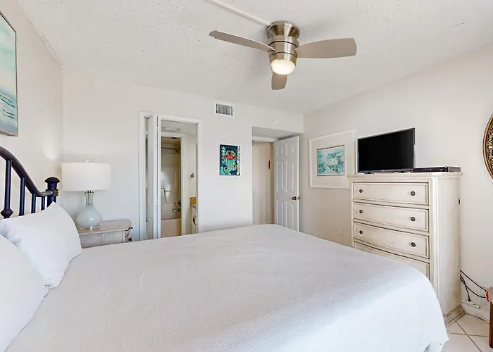 Holiday home Beachfront W 7th-floor Views Pools W&d Wifi Private Balcony