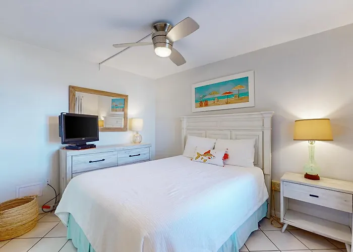 Beachfront W 7th-floor Views Pools W&d Wifi Private Balcony