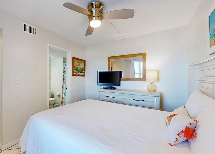 Beachfront W 7th-floor Views Pools W&d Wifi Private Balcony
