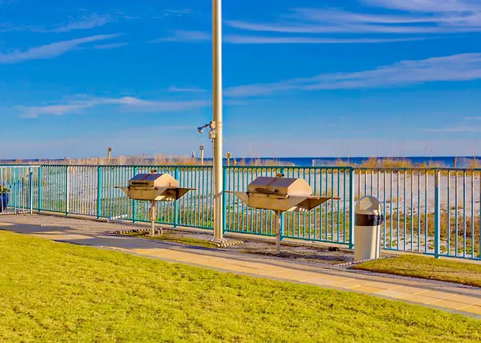 Holiday home Beachfront W 7th-floor Views Pools W&d Wifi Private Balcony *